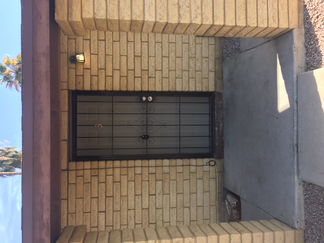 2330 W Hayward Avenue #3